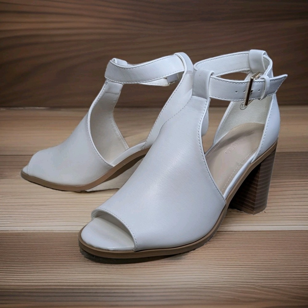 Women's White Heels Peep Toe T-Strap Block Sandal Retro Boho Capsule Piece -7.5